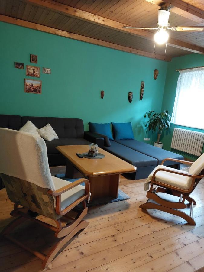 Prazdninovy Byt Arin Apartment Jachymov Exterior photo