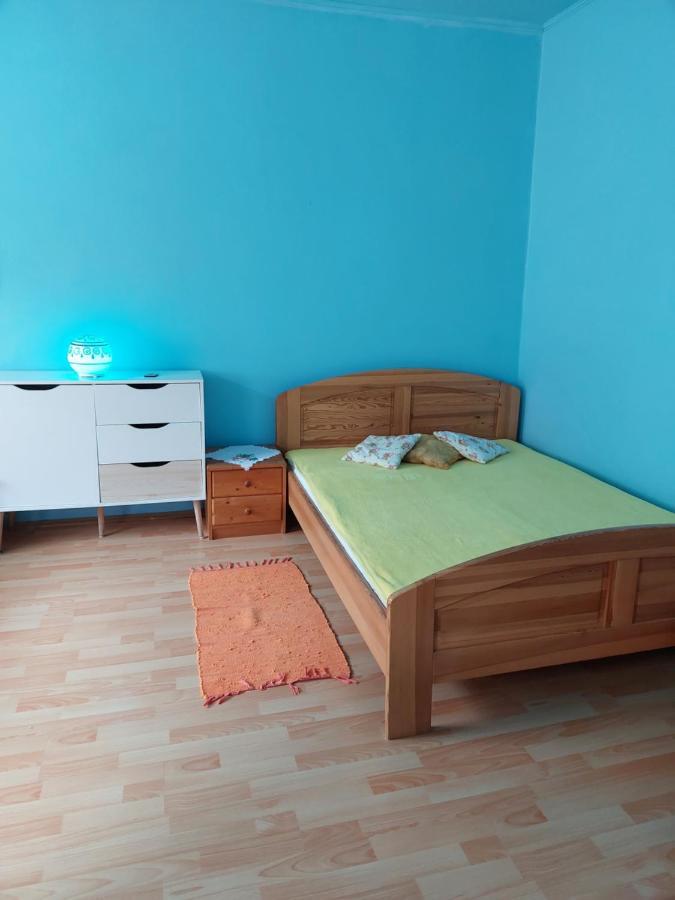 Prazdninovy Byt Arin Apartment Jachymov Exterior photo