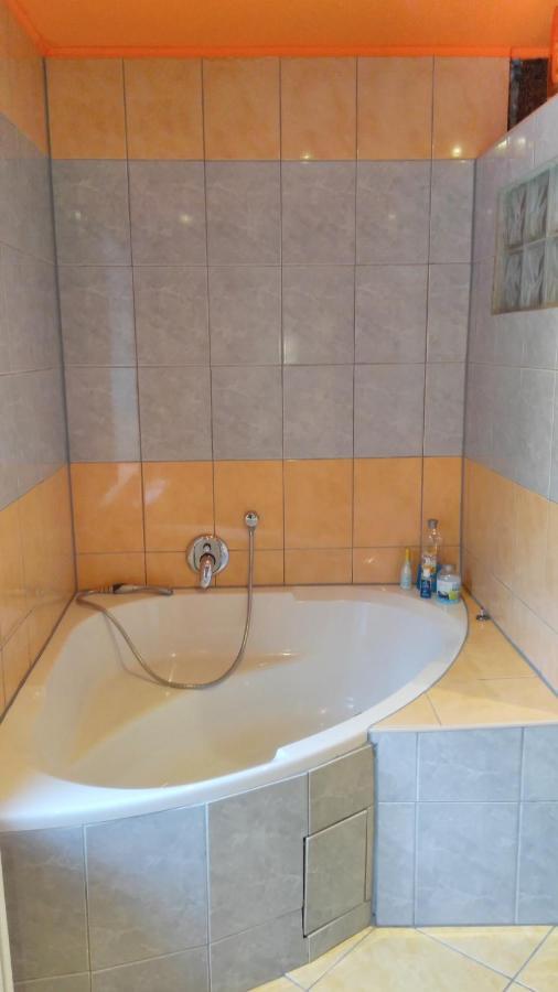 Prazdninovy Byt Arin Apartment Jachymov Exterior photo